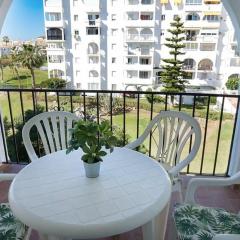 Piscina y playa en Laguna Beach Torrox