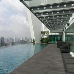 Cozy 2BR*balcony*Infinity Pool @ Regalia KL