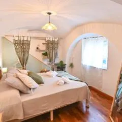 De Natura Partenope - Boutique Home