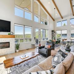 Pineberry Modern Luxury Home with Panoramic Views!