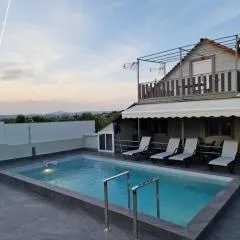 Dimosthenis house, private pool & sauna