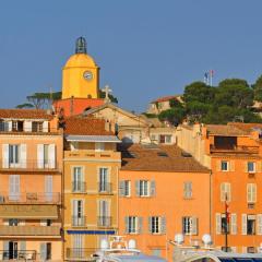 A 2 minutes du port