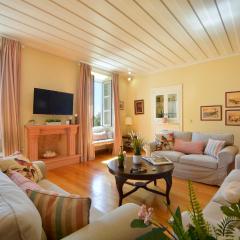 Liston Family Apartment