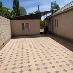 Ular guest house