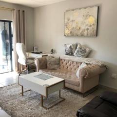 Exquisite Home In Sandton with Pool and Inverter