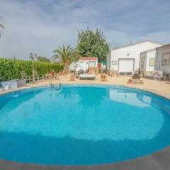 Private villa with pool, just 15 minutes to the beach