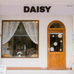 Daisy Home&cafe Nan