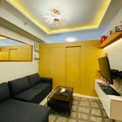 cozy 1 br with netflix and wifi at Grass residences
