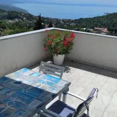 Apartment Zdenka-5 km from Opatija