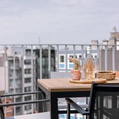 Cozy seaside apartment with terrace in central Oostende