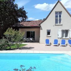 Villa de 4 chambres avec piscine privee et jardin clos a Loubressac