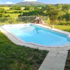 Maison de 4 chambres avec piscine privee jardin clos et wifi a Orthoux Serignac Quilhan