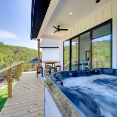 Canyon Lake Getaway Hot Tub, 1 Mi to Boat Ramp!