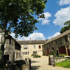 La Maison Félix, du Domaine Yvon Félix Clerget - Centre de Pommard