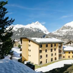 Apartment Residenza Chesa Margun 77-2 by Interhome