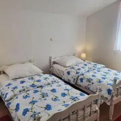 Apartment Ana-2 by Interhome