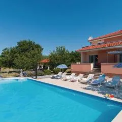 Five-Bedroom Holiday Home Dugopolje With A Fireplace 03