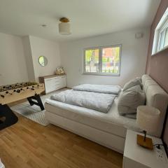 Potsdams Traumwohnung mit 6 Schlafmöglichkeiten und Terrasse