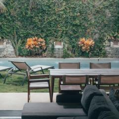 Casa Iguana Jungle Paradise Villa