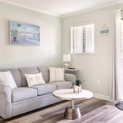 Dreamy HHI Retreat with Pool, Gym