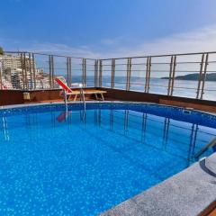 A&S Penthouse with pool and sea view