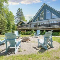 Lake Escape - Waterfront, Hot tub, Sleeps 14