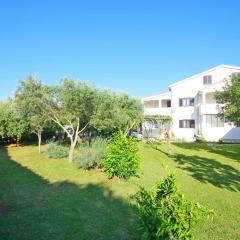Holiday apartment in village Valbnadon, 1 km from the beach