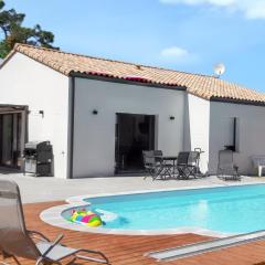 Villa de 3 chambres avec piscine privee jardin clos et wifi a Saint Jean de Monts