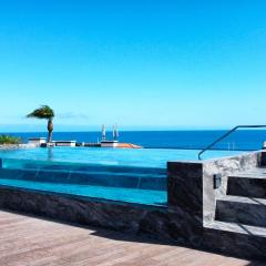 The Urban Retreat by LovelyStay