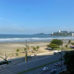 Apartamento Frente à Praia Santos II
