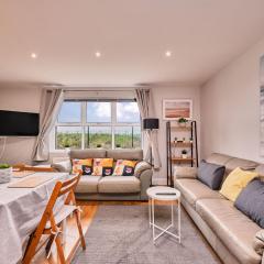 Dunluce Park 4 - Portrush by the Sea