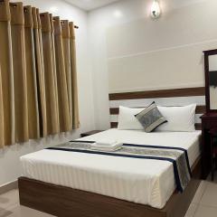 DINH DINH 2 AIRPORT HOTEL