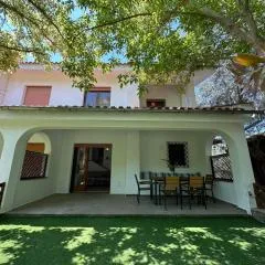 Villa Nāos