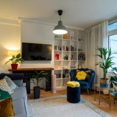 Cosy Family Retreat with Garden & Workspace