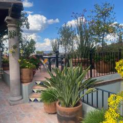 Lovely home with terrace views - Casa Cielo Grande