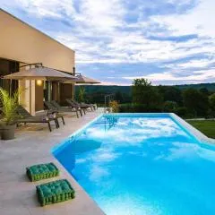Residence Villa Manuela - Batlug