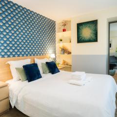 Beautiful yellow apartment near Marais and Bastille