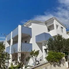 Apartment Maslenica Seaview