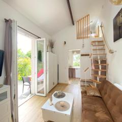 The Little Oak - tiny house with bed on mezzanine & terrace - from 1 to 4 p Disney JO Paris
