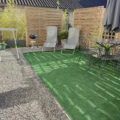 Maison de campagne avec grand parking privé -calme et sérénité