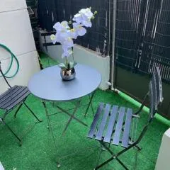 Magnifique duplex 45 m2 aux portes de Paris Metro Barbara à 30mn Expo Porte de Versailles