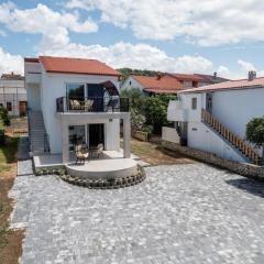 Vila Mija with two apartments- CROWONDER LUXURY RENT