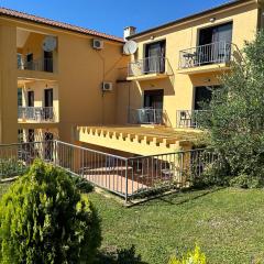 Villa Risan Apartments