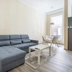 R62B Rottenbiller Apartment