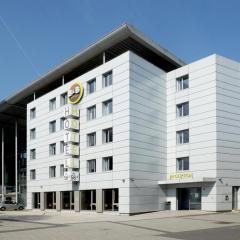 B&B HOTEL Bielefeld-City