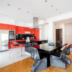 A Luxury & Comfortable Apt in Athens