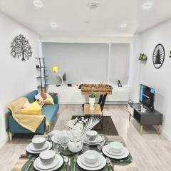 Convenient Contractor & Family Stay - 5 Guests, Pets Welcome, Parking Included!