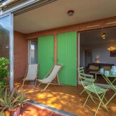 Apartment Les Palmiers by Interhome