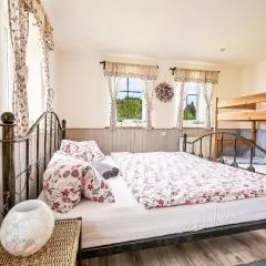 Holiday Home U sjezdovky by Interhome
