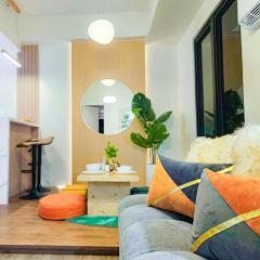 Cebu City SPACIOUS 1BR Condo HighView IT Park with POOL and NETFLIX